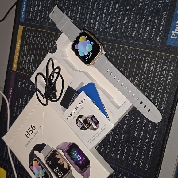 Fitness Tracker, Smart Watch with 24/7 Blood Pressure Heart Rate Blood Oxygen - Picture 3 of 8